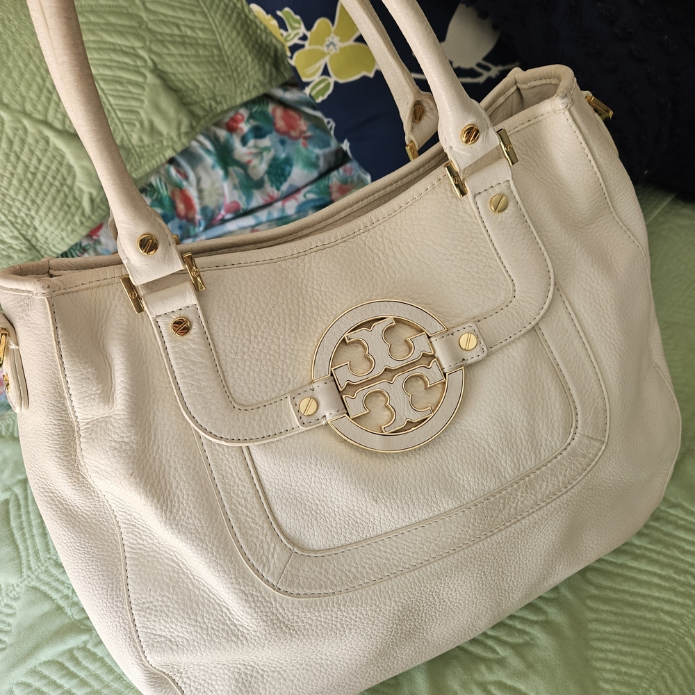 Sold!! Tory Burch Cream Leather Shoulder Bag with Gold Accents